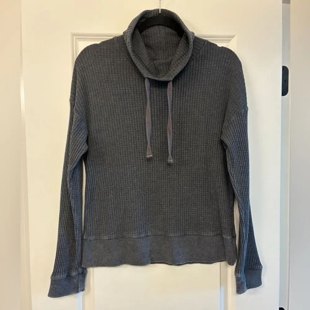 THREAD & SUPPLY Sherpa Pullover Faded Black Women’s Size Medium